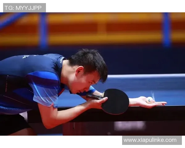 国乒资格赛上薛飞表现出色成功晋级引发球迷热议与期待